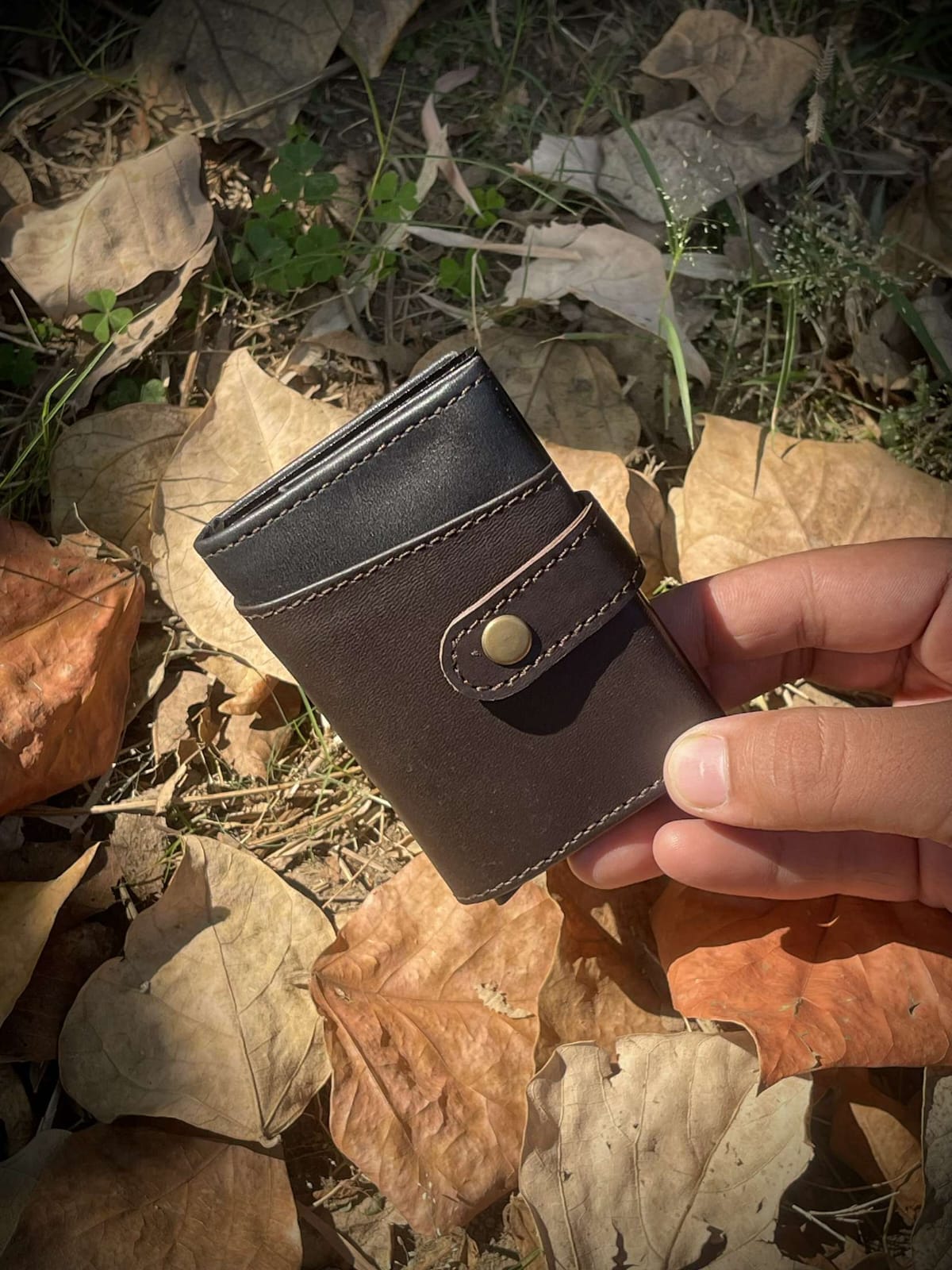 Izel Card PopUp Leather Wallet